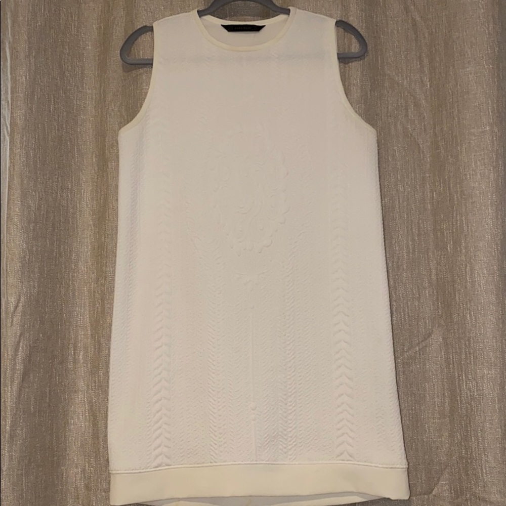 Zara White Sleeveless Mini Shift Dress